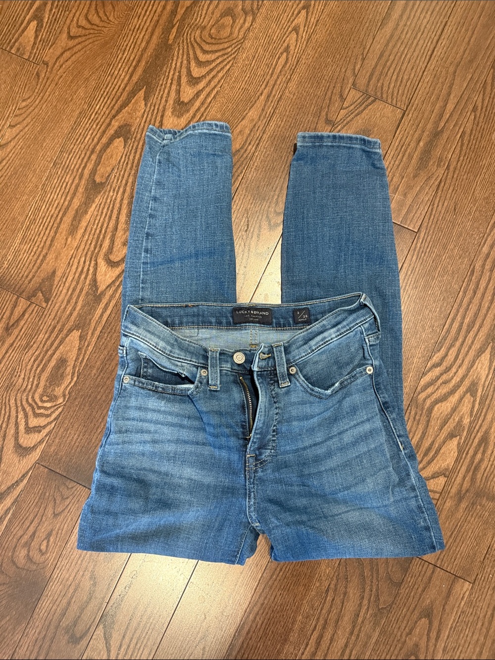 Lucky Brand Women's Medium Blue Skinny Jeans